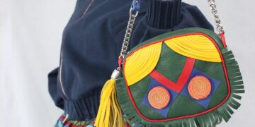 GALERIE. În zona Premium a industriei fashion. Designerul, Ioana Degău, câștigătoare la European Fashion Talent, cu colecția inspirată din hainele tradiționale din zona Beiușului la Pure London