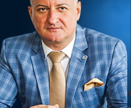 Orădeanul Sorin Măduța, viitor candidat la Funcția de Decan al Baroului București, reacție la „reforma Fenechiu” :”Cea mai independentă instituție riscă să își piardă acest atribut, câștigat uneori chiar prin suferințe sau pierderi de vieți ale unor iluștri avocați”