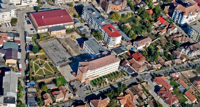 Orașul din Bihor în care se construiește un parc de specializare inteligentă  pe 115.000 mp și 60 de locuințe pentru tineri
