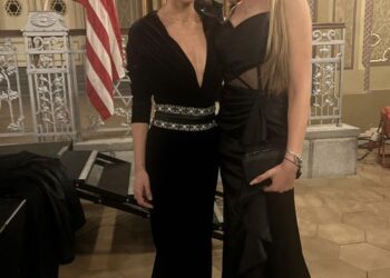 Adolescenta care a trăit experiența vieții alături de starurile care au filmat în Bihor. Nicolle Fota, în rochie de gală, la recepția oficială