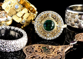 Obiecte din pietre prețioase în valoare de 1,5 milioane lei, licitate de  ANAF
