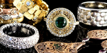 Obiecte din pietre prețioase în valoare de 1,5 milioane lei, licitate de  ANAF