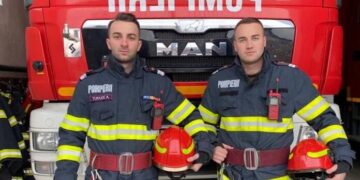 Omenie. Doi paramedici militari din Ștei au ajutat un cuplu să se salveze de la îngheț. Erau în timpul liber