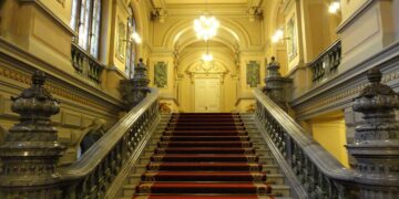 Sociologul care a lansat în premieră, scenariul unei posibile candidaturi a Maiei Sandu la Președenția României, dă numele unui bihorean pentru Cotroceni. Ar fi candidatul comun al PNL-PSD