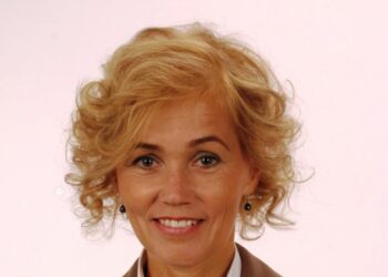 Rozalia Biro discuții în condiții de siguranță periculoase cu omologul ucrainian. „Ba era în buncher, ba nu a putut să iasă la ora promisă. Situaţia este mult mai dezastruoasă decât credem noi de la distanţă”