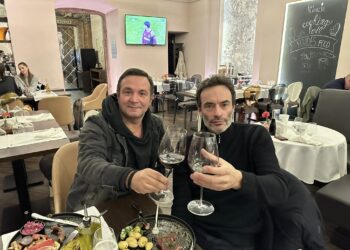 GALERIE. La masă cu Anthony Delon. Uimit de normalitatea unui nume de legendă