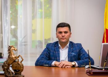 Declaraţie de presă a deputatului Adrian Cozma în scandalul Euroins: Transferurile ilegale de bani ale Euroins trebuie să conducă la demiterea și cercetarea penală a conducerilor mai multor instituții ale statului român