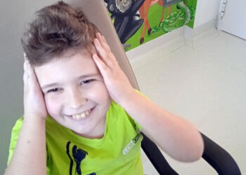 Drama prin care a trecut o familie din Bihor. Au pierdut trei fetițe, iar băiețelul era singurul caz din România cu deficit congenital de arginin-succinil-liază