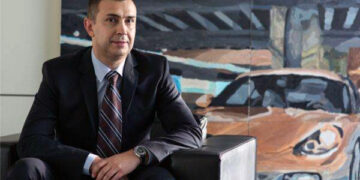 Un român a preluat conducerea companiei Porsche Finance Group