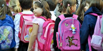 S-a răzgândit: Ministrul Educaţiei a aprobat structura noului an şcolar 2023-2024, şcoala va fi 36 de săptămâni iar elevii vor fi liberi de Paşte