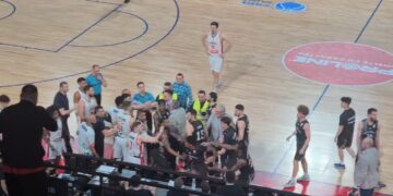 Toată lumea e pedepsită după bătaia de la meciul de baschet