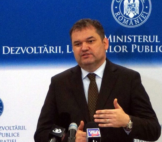 Autorizațiile de construcţie, emise în 65 de zile / Fără autorizaţie: închidere de balcoane, construire de garaje, terase, pergole sau bucătării de vară