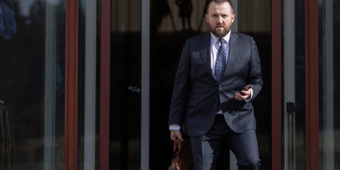 Cu 5 voturi da și un vot nu, CSM a avizat numirea procurorului Marius Ionuț Voineag la șefia DNA