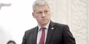 La loc comanda. Cătălin Predoiu anunță că va propune un prag  de 9.000 de lei pentru infracțiunea de abuz în serviciu