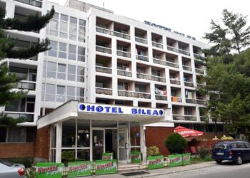 Război cu executare între frații Micula și un om de afaceri care stătea în chirie în hotelul lor din Neptun