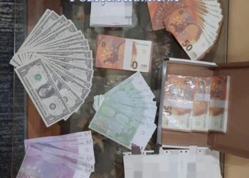 Bihoreni în rețeaua de bani falși. Pregătiți să pună  pe piață peste 150 mii de euro