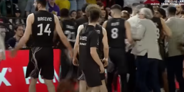 Circul din afara terenului continuă. „Oradea se dă fată mare„. Antrenorul UBT Cluj spune în cazul Guzman că „ eu nu îi voi da un șut în fund la prima greșeală mai serioasă”