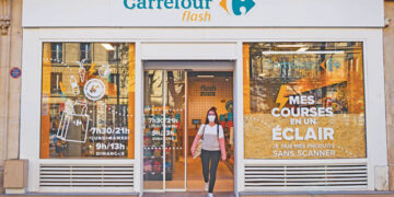 Carrefour testează magazinul fără angajați, un magazin complet digitalizat