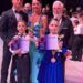 GALERIE. Un fost director de școală din America, stabilit la Oradea, cel mai vârstnic dansator la Campionatul Național, la 74 de ani. În ring cu fiul său de 7 ani, cel mai tânăr dansator