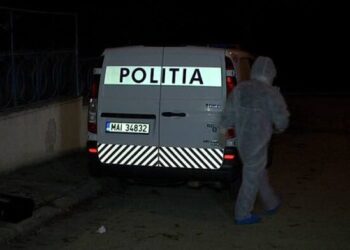 Crimă în Aleșd. O femeie acuzată de omor după ce a înjunghiat un bărbat