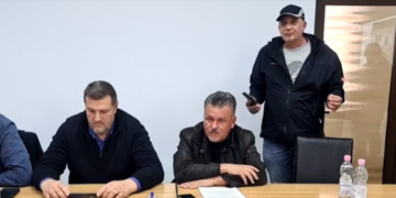 Ședință cu scandal. Consilier dat afară din ședință. ”Chemați Poliția locală!”