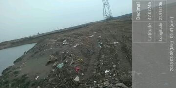 GALERIE. Amendă de 70.000 lei pentru balastiera care îngropa deșeuri ca să menajeze un iaz piscicol. E o practică în Bihor