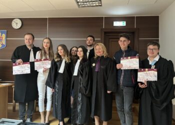 Au ,,gustat” din experiența unui proces simulat de Dreptul Familiei. Cine sunt cei mai buni avocați, judecători