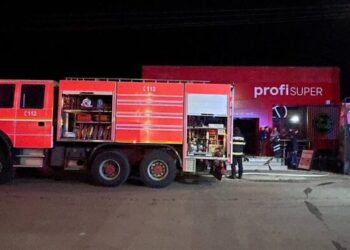 Foc la Profi în Aleșd. Oamenii s-au autoevacuat