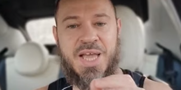 Horea Vușcan după ce mai multe mame au participat alături de fiicele lor la o petrecere porno de 8 Martie: Ce are mama cu party-urile porno?