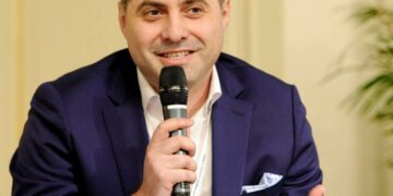 Începe România Start-up Revolution la Oradea. Antreprenori de succes își spun rețetele