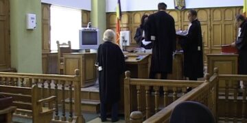 Colaps în Justiție.Judecătoarea care a intrat în ședință și cu 750 de dosare atrage atenția că s-ar putea pronunța pe o hotărâre nelegală peste 3-4 ani