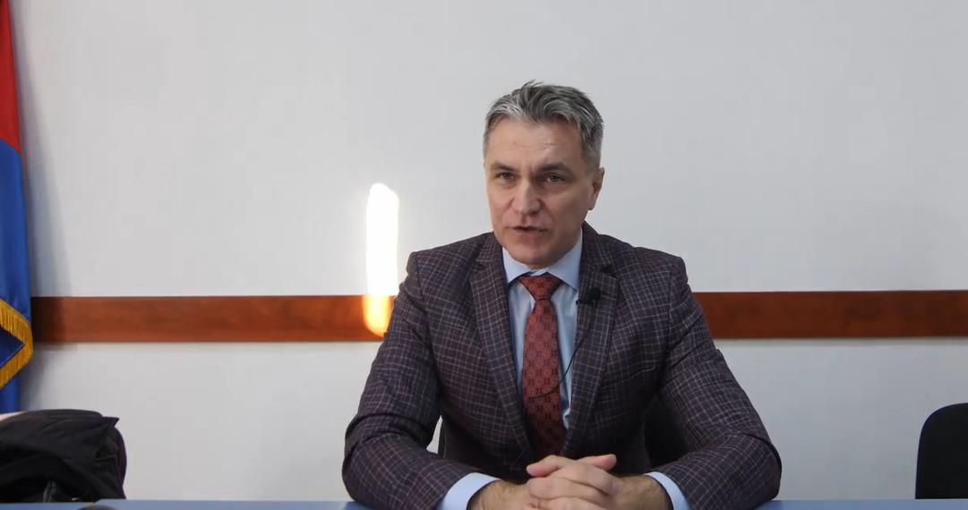 Fost șef de promoție, cu un cv impresionant, Adrian Madar, purtător de cuvânt al PSD Bihor