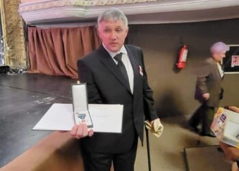 Medic la Spitalul din Marghita,decorat cu Ordinul de Merit al Ungariei în grad de cavaler. Cartograf din pasiune