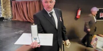 Medic la Spitalul din Marghita,decorat cu Ordinul de Merit al Ungariei în grad de cavaler. Cartograf din pasiune