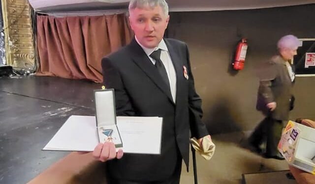 Medic la Spitalul din Marghita,decorat cu Ordinul de Merit al Ungariei în grad de cavaler. Cartograf din pasiune