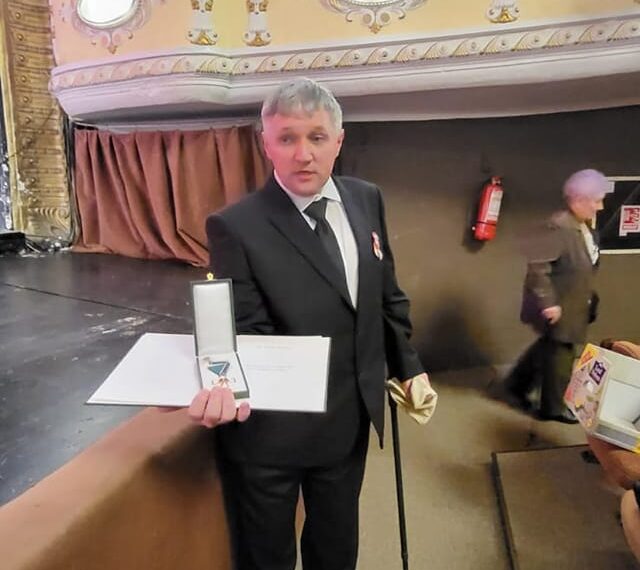 Medic la Spitalul din Marghita,decorat cu Ordinul de Merit al Ungariei în grad de cavaler. Cartograf din pasiune