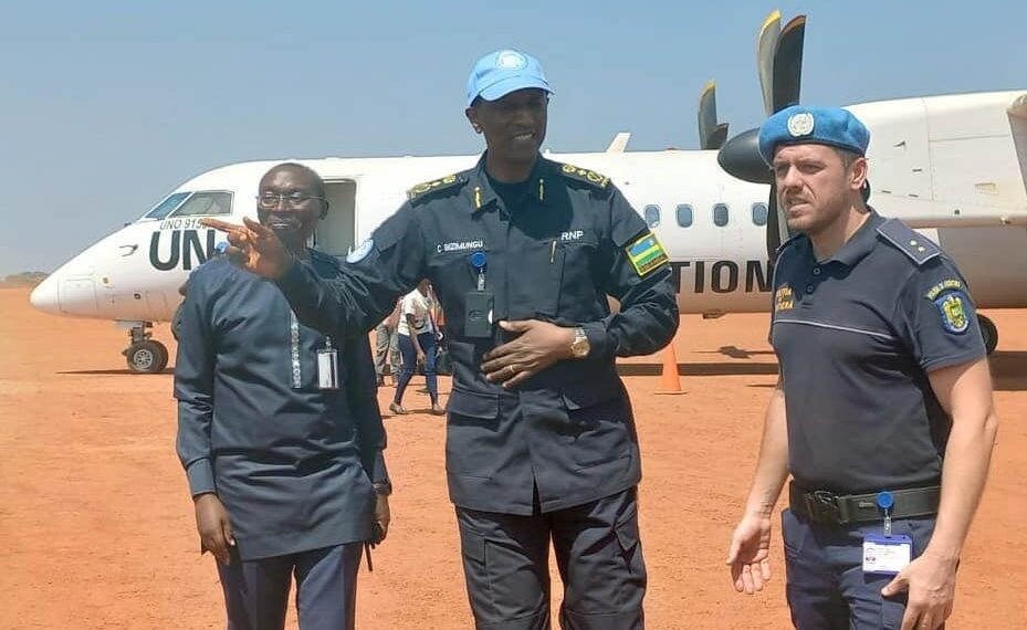 GALERIE. Din Școala de Pregătire a Agenților Poliției de Frontieră “Avram Iancu” din Oradea, comandant în misiune ONU