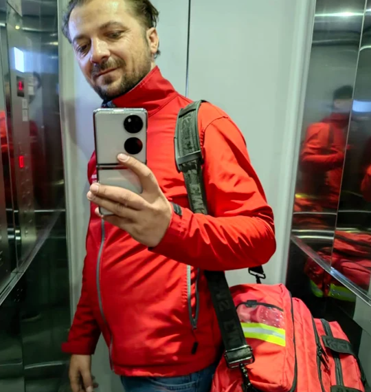 Asistentul care s-a sinucis inexplicabil ar fi luat o supradoză de morfină. A salvat viețile multor orădeni și era fericit că va fi tată