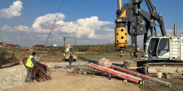 Front de lucru pe Centura Oșorhei. Austriecii de la PORR au trecut la decopertat și forat