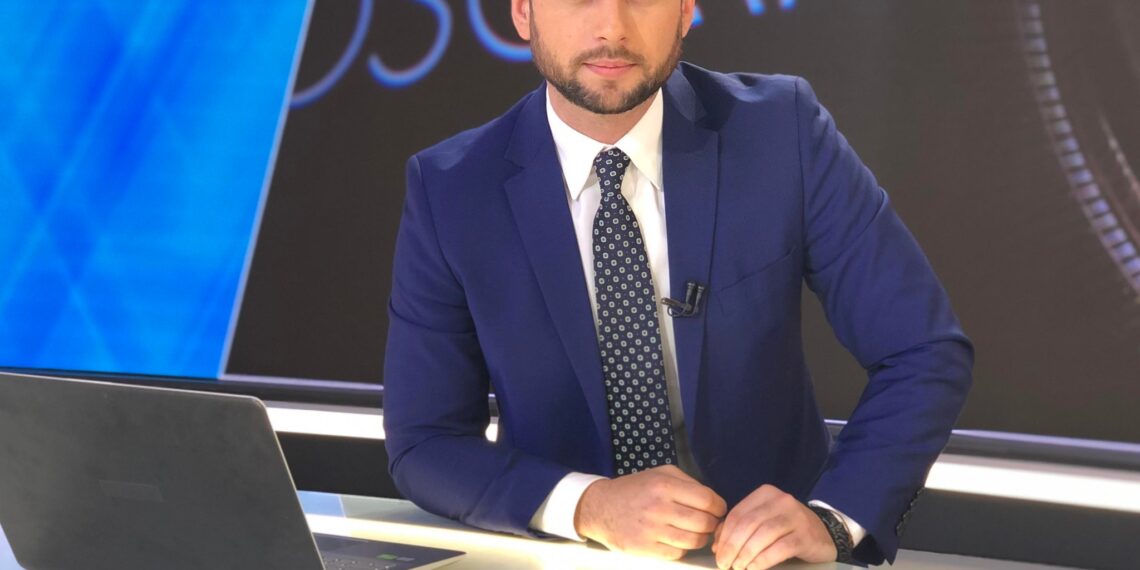 Vedeta TVR, bihoreanul Radu Andrei Tudor a demisionat. Pentru The NewsMan, Groși, locul unde s-a întâlnit cu copilărie, nu poate fi asemuit cu nici o destinație de lux