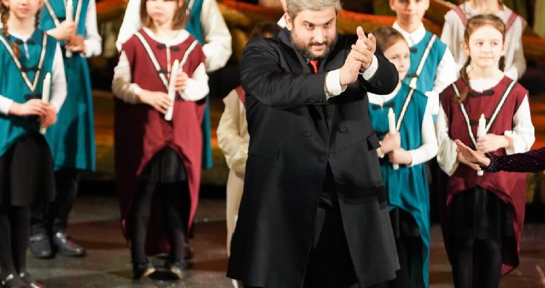 INTERVIU – EMIL PANTELIMON (MANAGER ANSAMBLUL MADRIGAL)