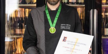 GALERIE. Orădeanul Adrian Cristian, cavaler al Ordinului Coteaux de Champagne, la Florența