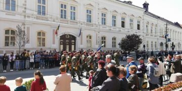 VIDEO. Acum 104 ani au sărbătorit primul Paște în libertate. Zilele festive ale municipiului Beiuș