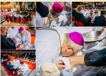 GALERIE. Moment cu semnificație. Episcopul László Böcskei a spălat picioarele a 12 credincioși