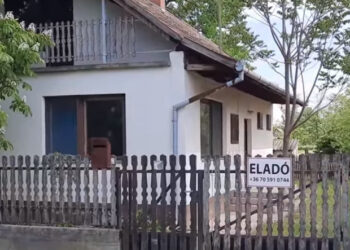 Românii care și-au cumpărat case cu 10.000 euro în Ungaria se întorc acasă