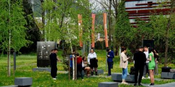 Colonia Pictorilor își etalează lucrările realizate în ultimii 27 de ani la Palatul Baroc