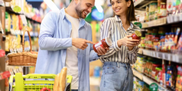 Programul magazinelor luni, 17 aprilie, 2023