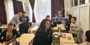 Nu se împarte doar dreptate, se împarte bunătate, speranță și bucurie. Facultatea de Drept implicată în acțiuni sociale 