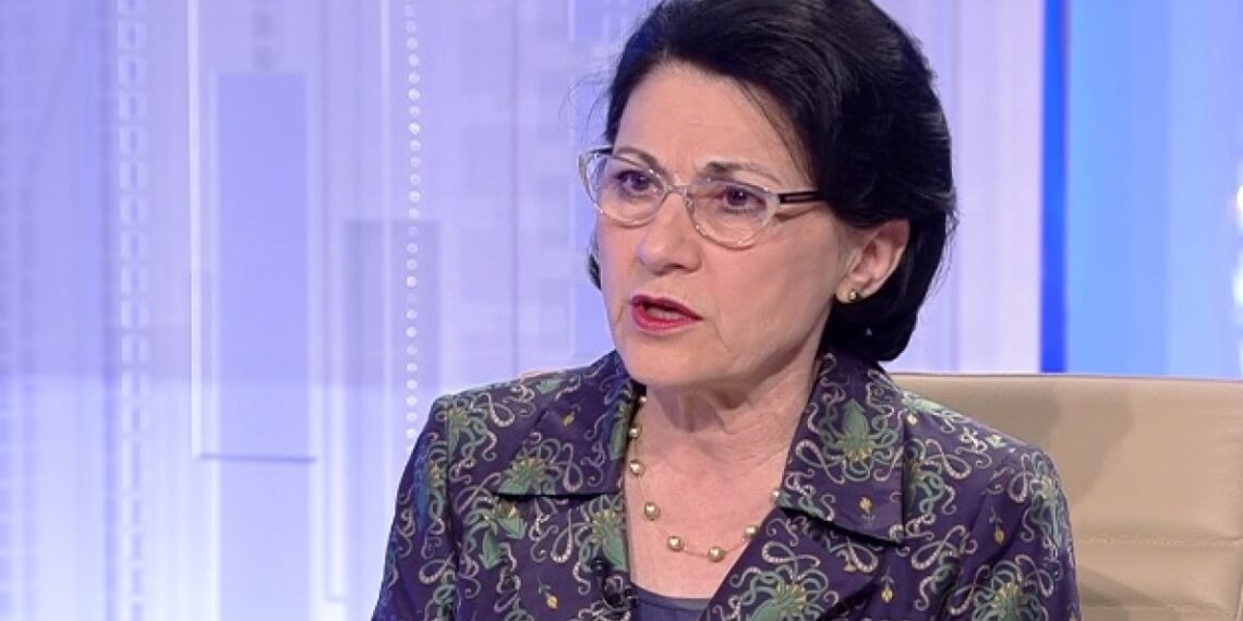 Violenţa în şcoli, generată de dezinteresul total faţă de interesele instituţiilor de învăţământ