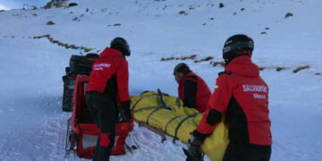 16 turişti, salvaţi de pe munte, de Paşte